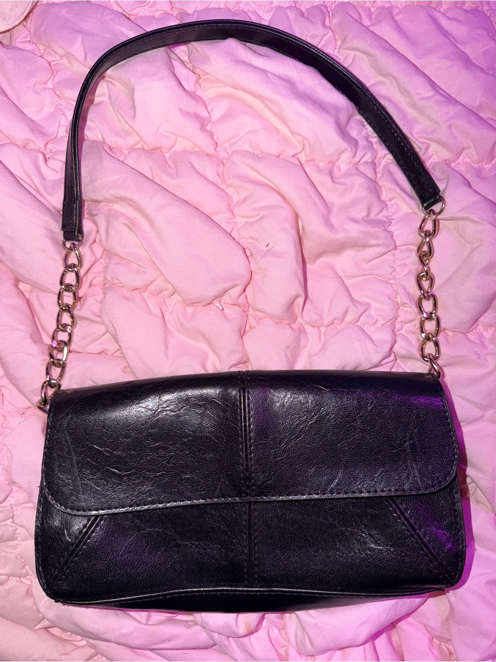 Liz Claiborne Black Shoulder Bag with Chain Accent